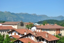 Vista de Lekunberri con las Malloas de fondo